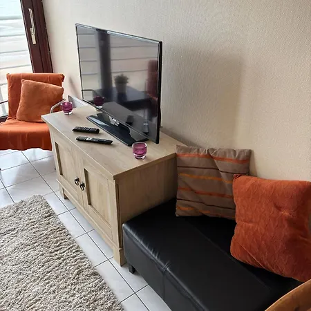 Op Achtste Verdieping Op De Zeedijk Met Fenomenaal Zeezicht Voor 2 Personen Apartment Middelkerke