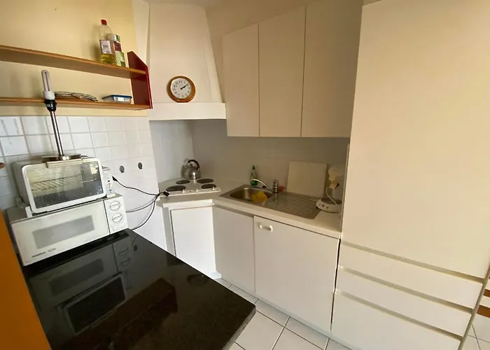 Op Achtste Verdieping Op De Zeedijk Met Fenomenaal Zeezicht Voor 2 Personen Middelkerke