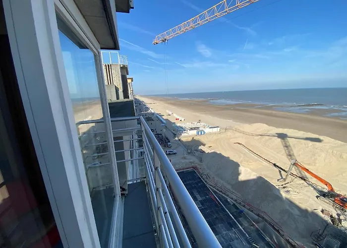 Apartment Op Achtste Verdieping Op De Zeedijk Met Fenomenaal Zeezicht Voor 2 Personen