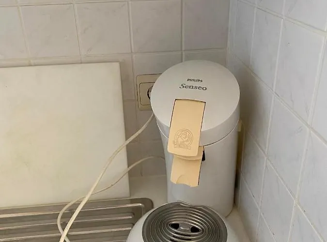 Op Achtste Verdieping Op De Zeedijk Met Fenomenaal Zeezicht Voor 2 Personen