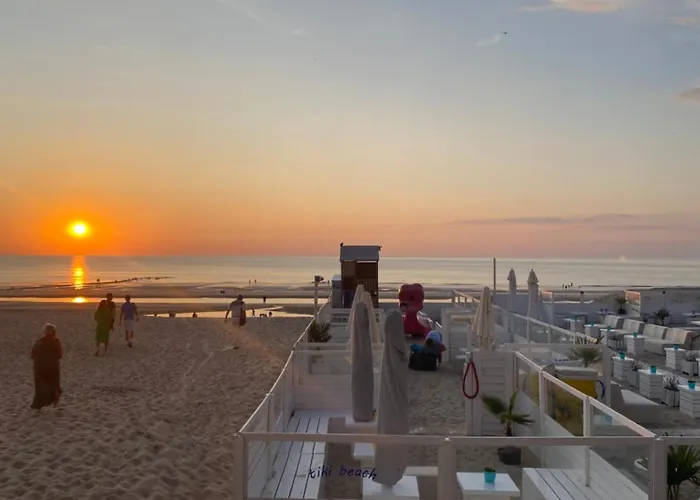 Apartment Op Achtste Verdieping Op De Zeedijk Met Fenomenaal Zeezicht Voor 2 Personen Middelkerke