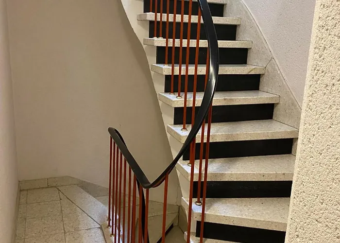 Apartment Op Achtste Verdieping Op De Zeedijk Met Fenomenaal Zeezicht Voor 2 Personen