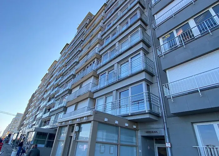 Op Achtste Verdieping Op De Zeedijk Met Fenomenaal Zeezicht Voor 2 Personen Apartment *